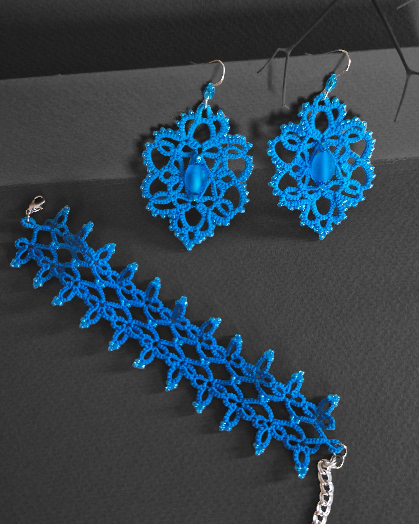Iride Blue – Tatting Lace Earrings & Bracelet Set