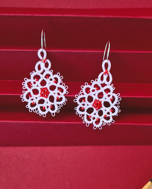 Atena Fiamma | Tatting Lace Earrings